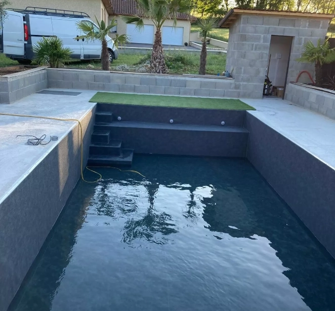 FFP Bâtiment, spécialiste piscine PVC armé en Nord-Isère